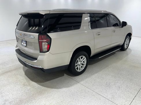 Used 2021 Chevrolet Suburban LS AWD/4WD image 5