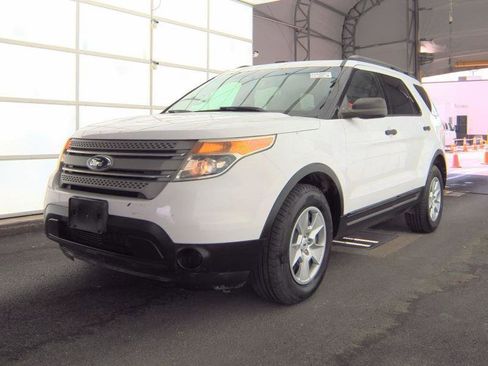 Used 2014 Ford Explorer AWD XLS image 3