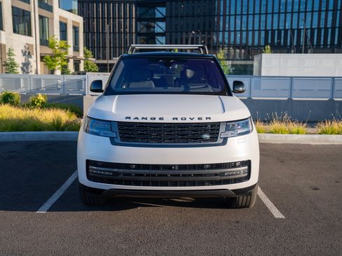 Used 2023 Land Rover Range Rover Autobiography AWD/4WD image 6