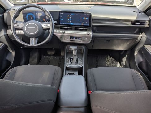 Used 2025 Hyundai Kona SEL AWD/4WD image 29