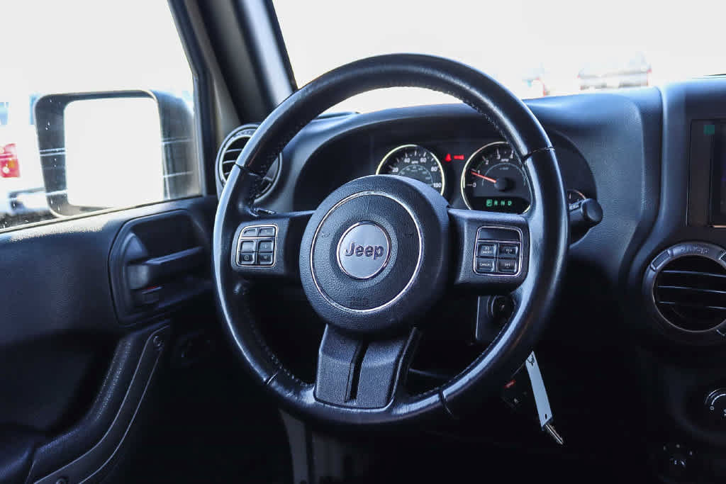Used 2018 Jeep Wrangler Unlimited Sport S AWD/4WD image 14
