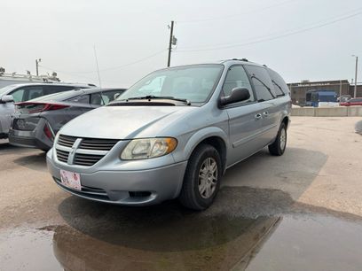 Used 2005 Dodge Grand Caravan SE w/ Popular Equipment Group I