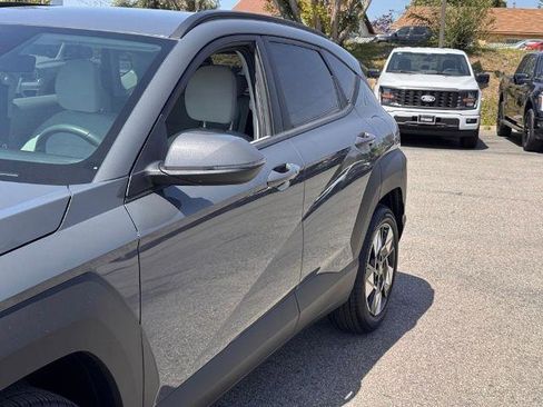 Used 2025 Hyundai Kona SEL FWD image 9