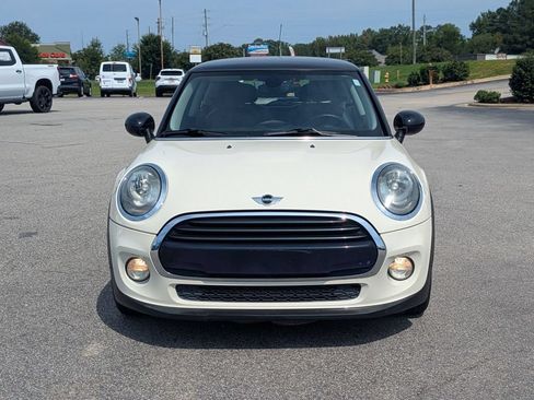 Used 2017 MINI Cooper 2-Door Hardtop FWD image 7