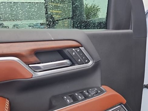 Used 2026 GMC Sierra 3500 Denali Ultimate AWD/4WD image 10