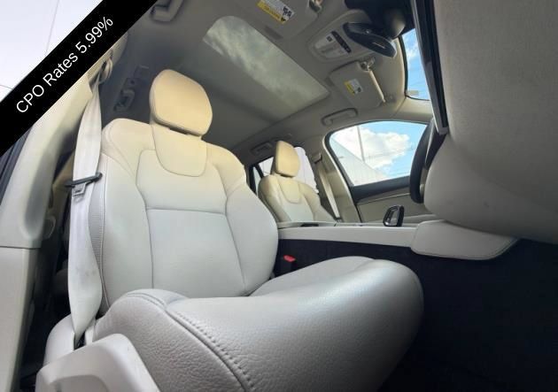 Used 2024 Volvo XC90 B6 Plus AWD/4WD image 18