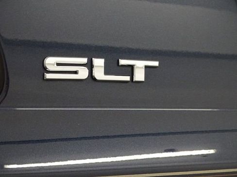 Used 2018 GMC Yukon SLT w/ Open Road Package image 27