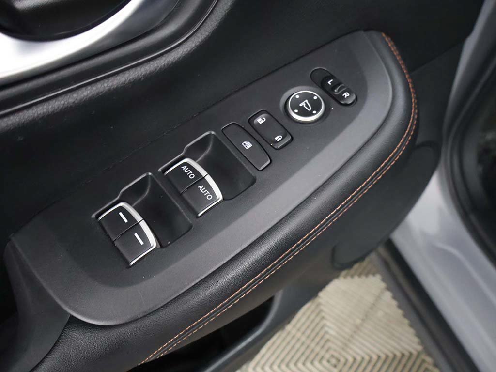 Used 2024 Honda HR-V Sport image 36