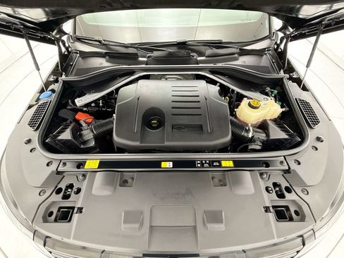 Used 2024 Land Rover Range Rover Sport SE image 28