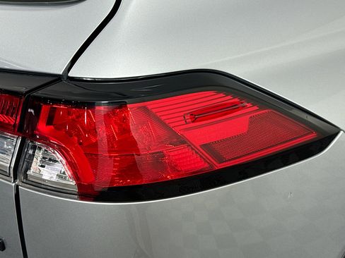 Used 2024 Toyota Corolla Cross AWD Hybrid image 59