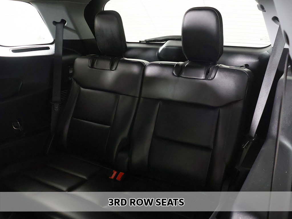 Used 2022 Ford Explorer XLT AWD/4WD image 7