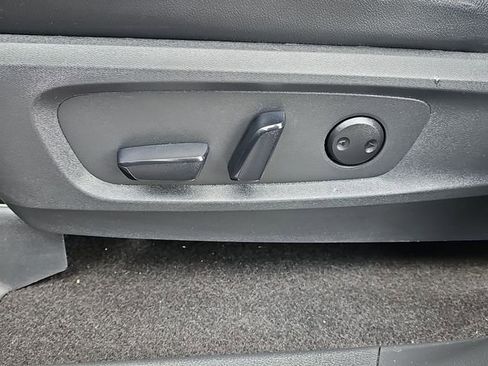 Used 2024 Nissan Pathfinder Rock Creek AWD/4WD image 26