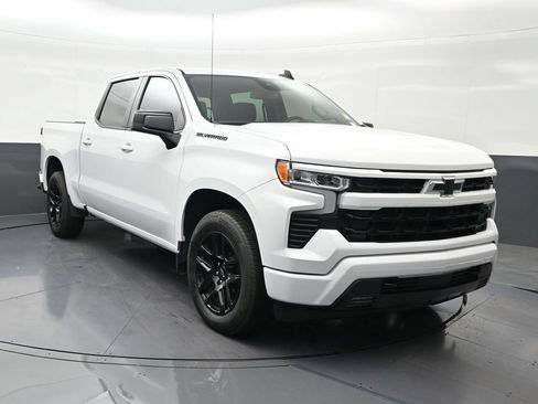 Used 2025 Chevrolet Silverado 1500 RST RWD image 8