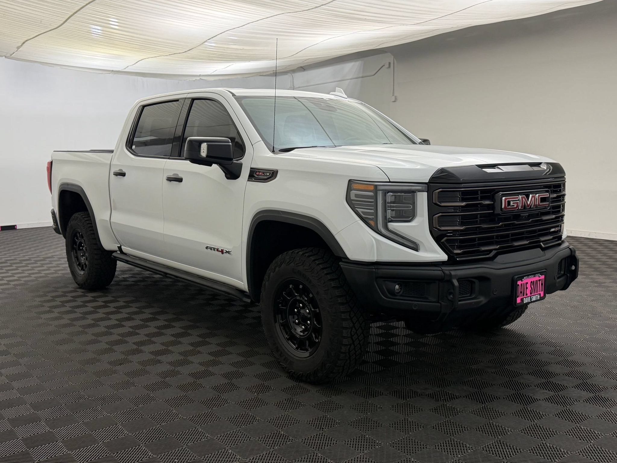 Used 2024 GMC Sierra 1500 AT4X w/ AT4X AEV Edition AWD/4WD image 7