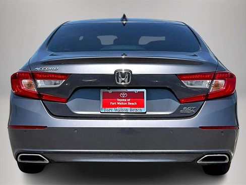 Used 2021 Honda Accord Touring image 6