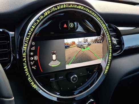 Used 2022 MINI Cooper S image 19