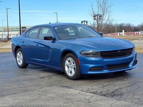 Used 2023 Dodge Charger SXT image 1
