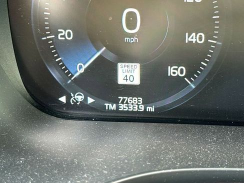 Used 2021 Volvo XC60 T5 Inscription w/ Advanced Package image 19