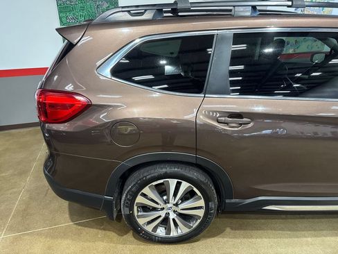 Used 2019 Subaru Ascent Limited AWD/4WD image 30