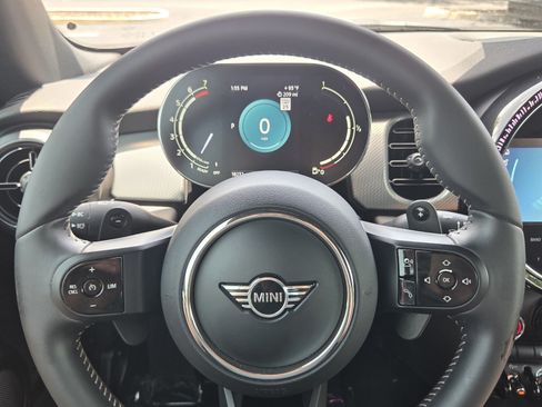 Used 2024 MINI Cooper S FWD image 26