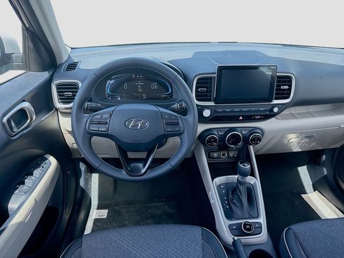 New 2026 Hyundai Venue SEL FWD image 15