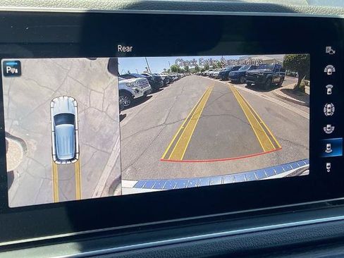Used 2022 Mercedes-Benz GLE 350 4MATIC image 11