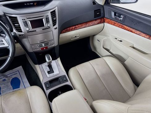 Used 2012 Subaru Outback 3.6R Limited AWD/4WD image 28