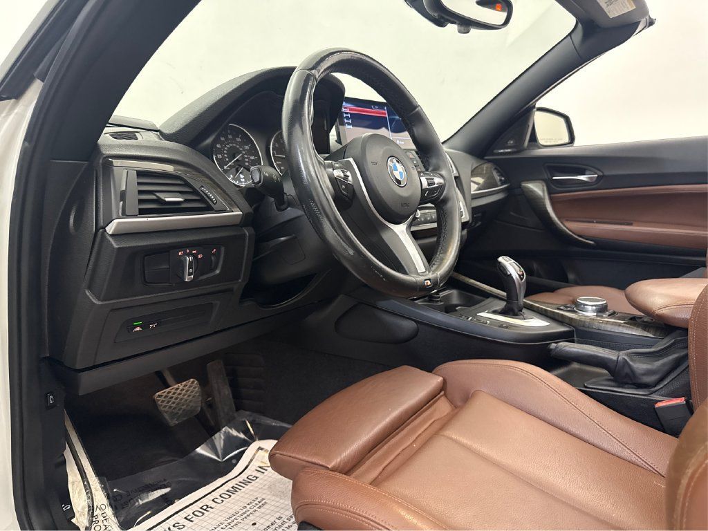 Used 2015 BMW M235i Convertible RWD image 30