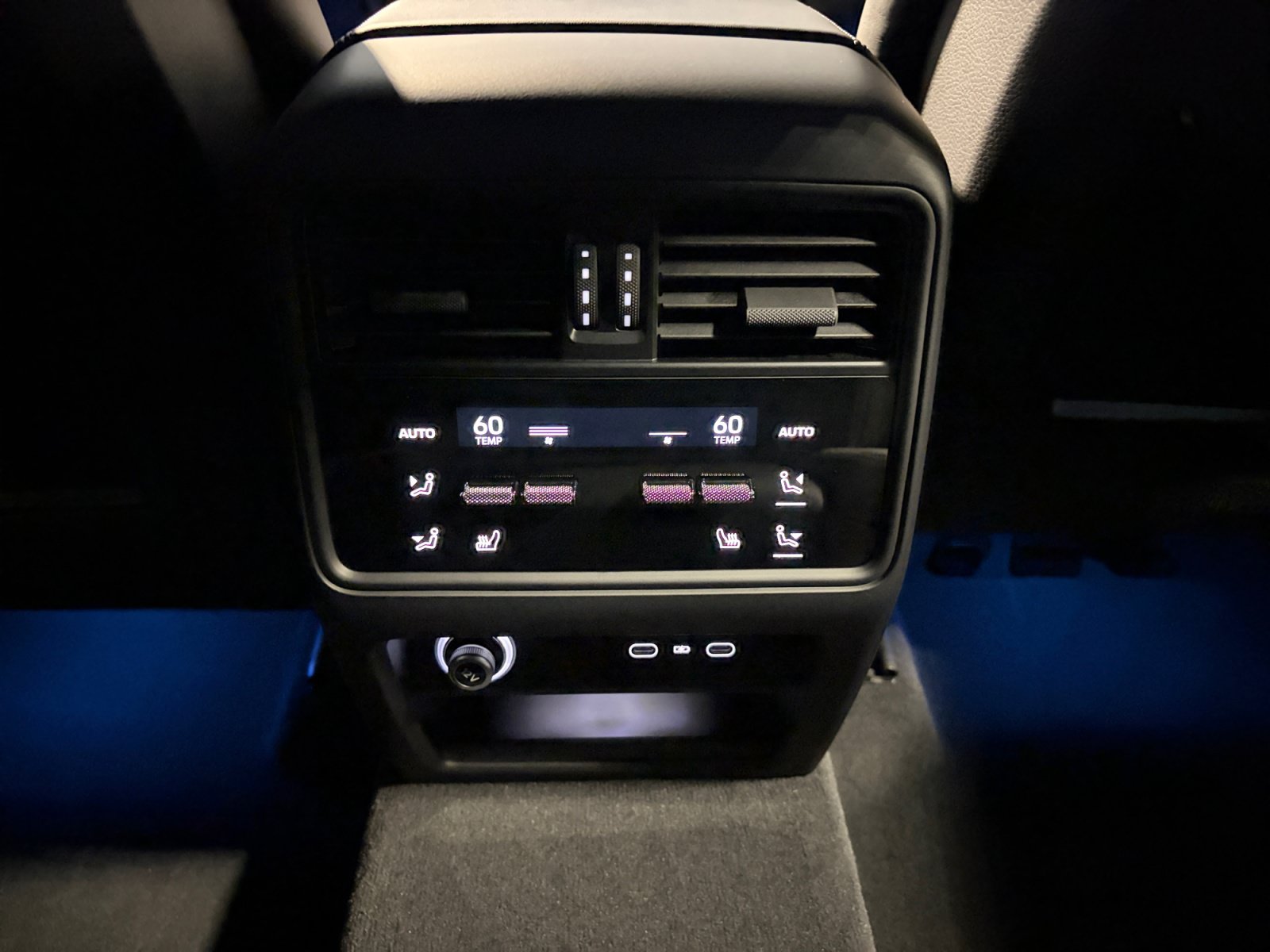 Certified 2026 Porsche Cayenne AWD/4WD image 47