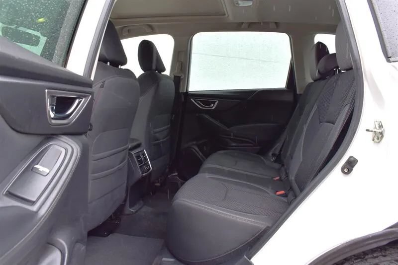 Used 2020 Subaru Forester Premium AWD/4WD image 27