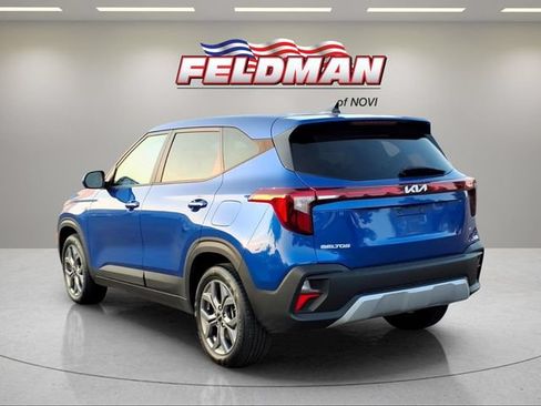 Used 2024 Kia Seltos LX AWD/4WD image 3