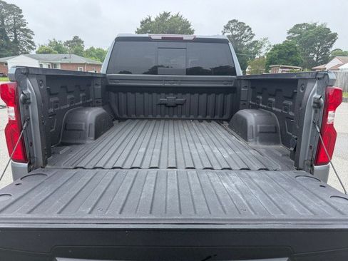 Used 2021 Chevrolet Silverado 1500 LT Trail Boss w/ Convenience Package II AWD/4WD image 15