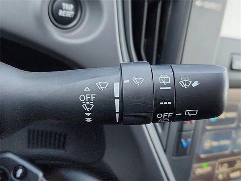 Used 2024 Subaru Crosstrek 2.0i image 21