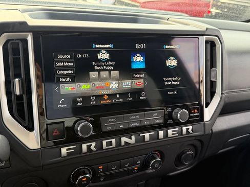 Certified 2025 Nissan Frontier SV w/ Tow Package RWD image 18