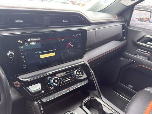 Used 2022 GMC Sierra 1500 AT4 w/ AT4 Preferred Package image 21