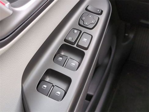 Certified 2023 Hyundai Kona SEL w/ Convenience Package image 30