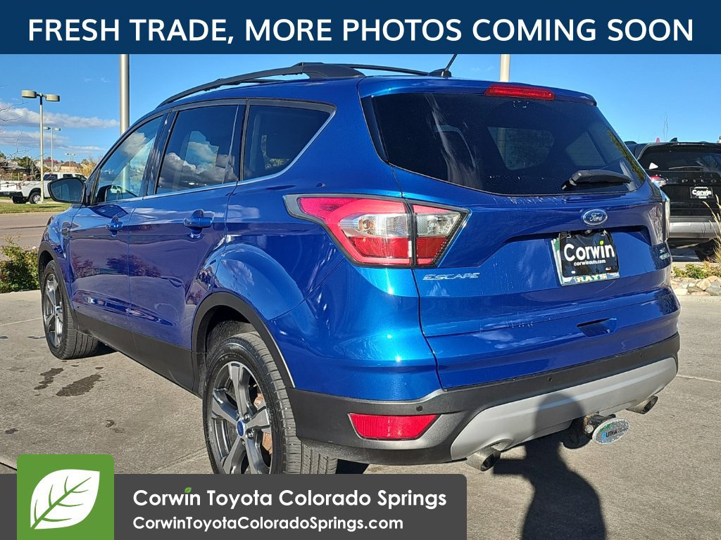 Used 2017 Ford Escape SE w/ SE Leather Comfort Package AWD/4WD image 6