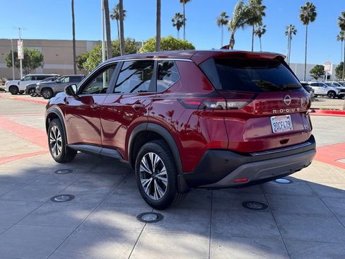 Certified 2023 Nissan Rogue SV image 6