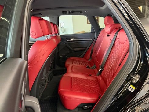 Used 2018 Audi SQ5 Prestige w/ Prestige Package image 47