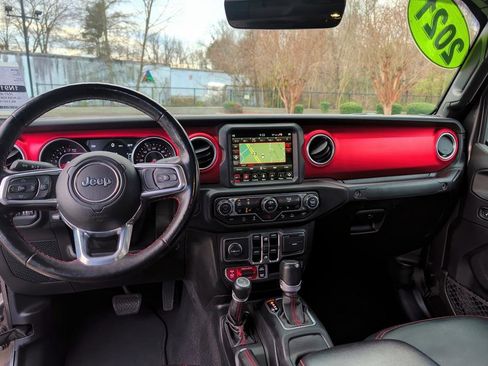 Used 2021 Jeep Gladiator Rubicon image 10