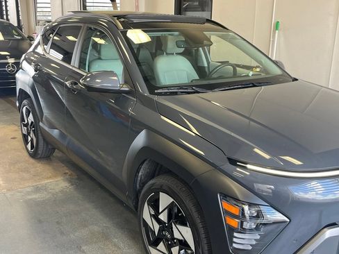 Used 2024 Hyundai Kona Limited AWD/4WD image 1