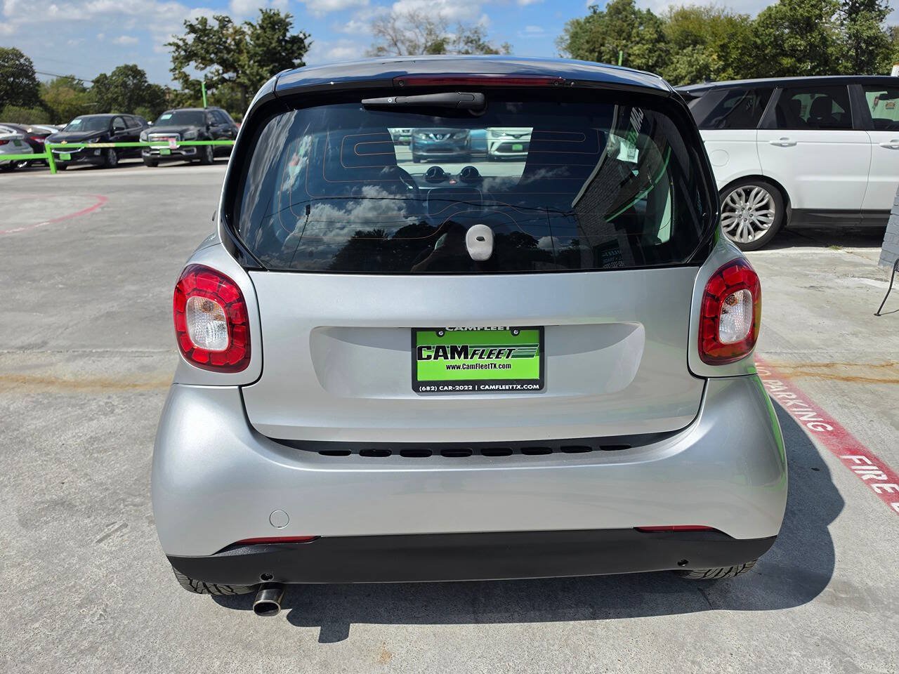 Used 2016 smart fortwo passion w/ Sport Package RWD image 14