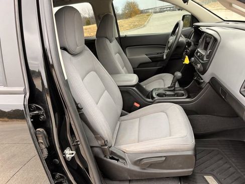 Used 2021 Chevrolet Colorado W/T w/ WT Convenience Package image 23