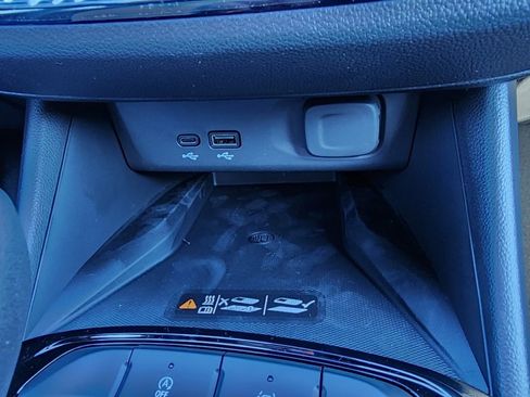 New 2026 Buick Envista Avenir FWD image 28