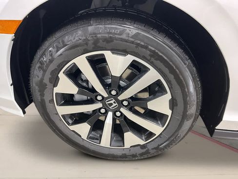 New 2026 Honda Odyssey EX-L image 10