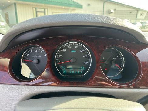 Used 2008 Buick Lucerne CXL w/ Driver Confidence Package image 15