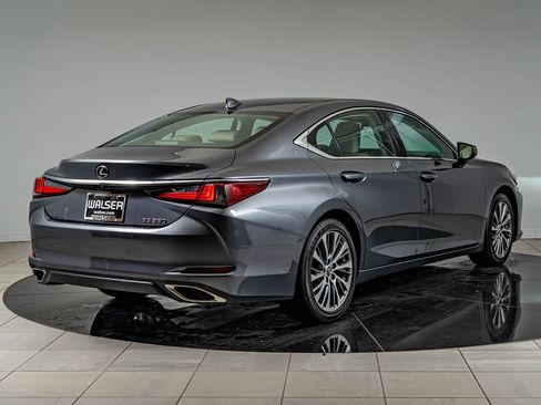 Used 2019 Lexus ES 350 w/ Premium Package FWD image 5