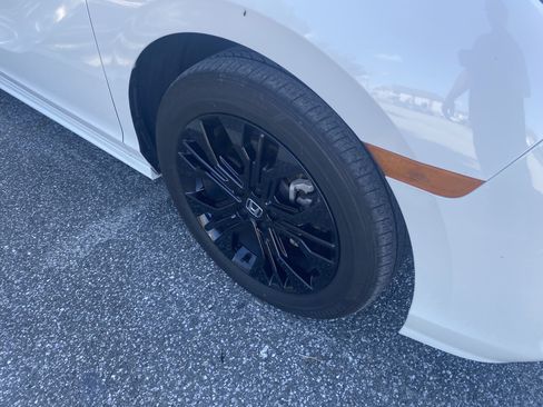 Used 2025 Honda Odyssey Sport-L image 7