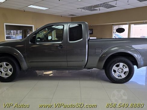 Used 2007 Nissan Frontier SE w/ SE Value Truck Pkg RWD image 6