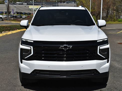New 2026 Chevrolet Suburban RST AWD/4WD image 5